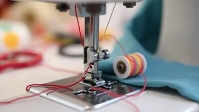 Curso de Costura: Cómo Enhebrar la Máquina de Coser Curso de Costura: Cómo Enhebrar la Máquina de Coser